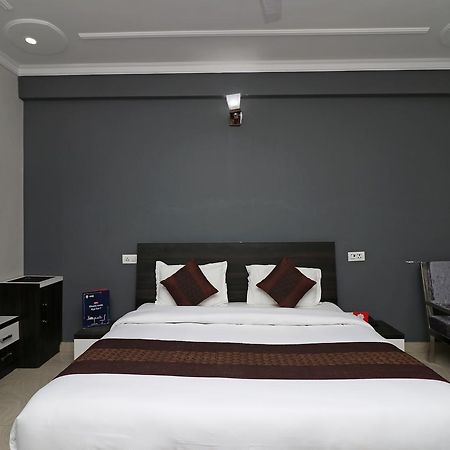Отель Oyo 11877 Royal Residency New Tehri Экстерьер фото